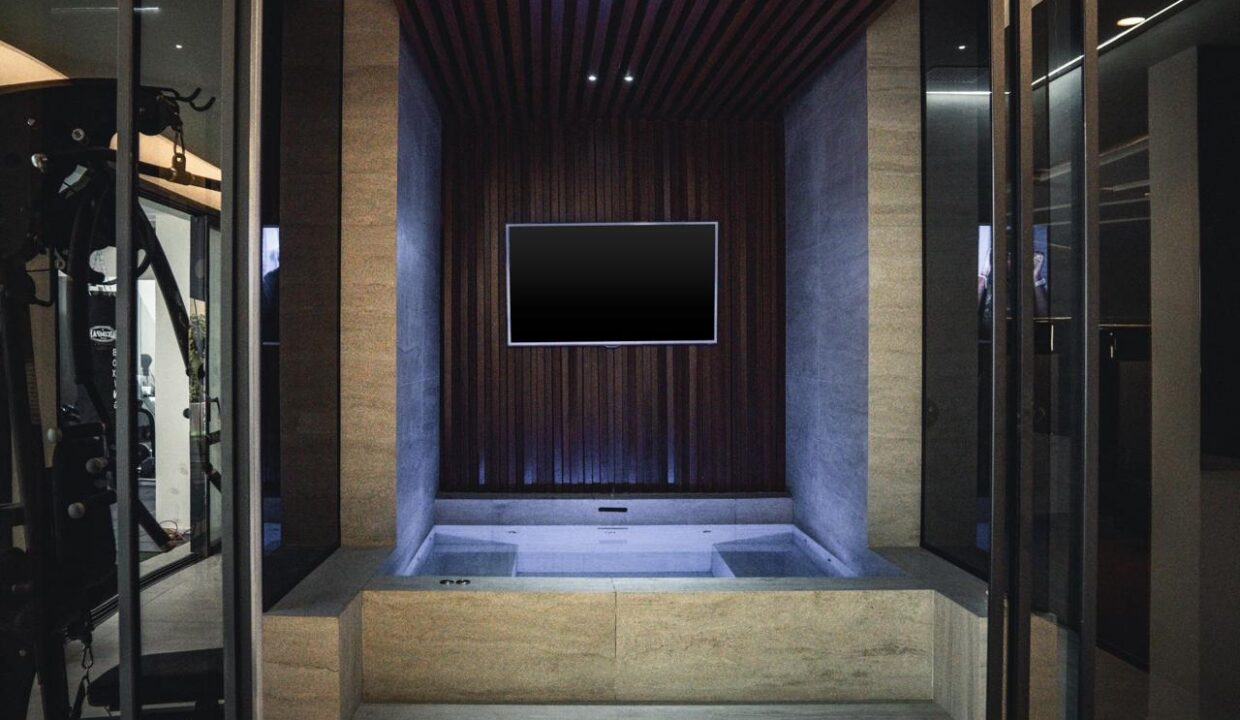 WhatsApp Image 2025-12-10 at 03.31.49