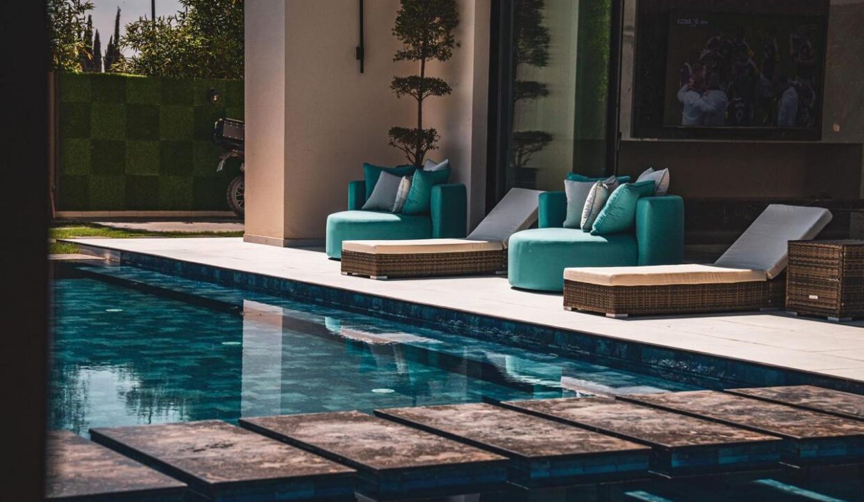 WhatsApp Image 2025-12-10 at 03.31.49 (2)