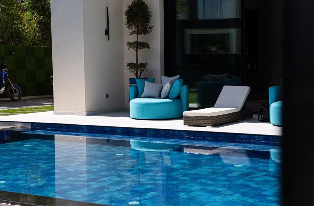 WhatsApp Image 2025-12-10 at 03.31.55 (2)