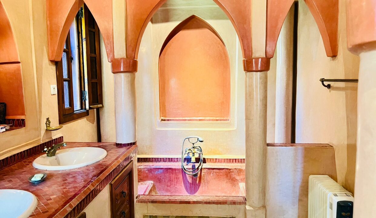 WhatsApp Image 2025-12-10 at 03.33.28