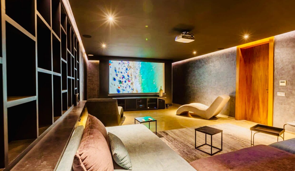 WhatsApp Image 2025-12-10 at 03.38.22 (1)