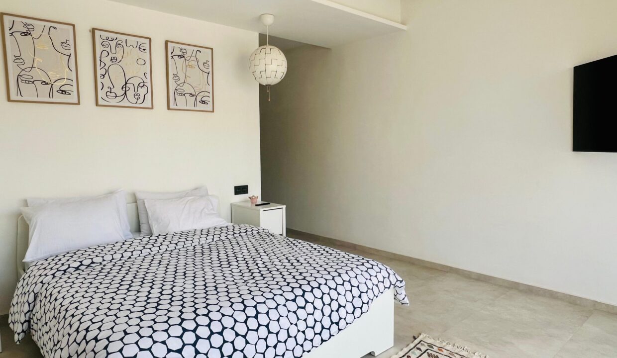 WhatsApp Image 2025-12-10 at 03.39.39 (1)