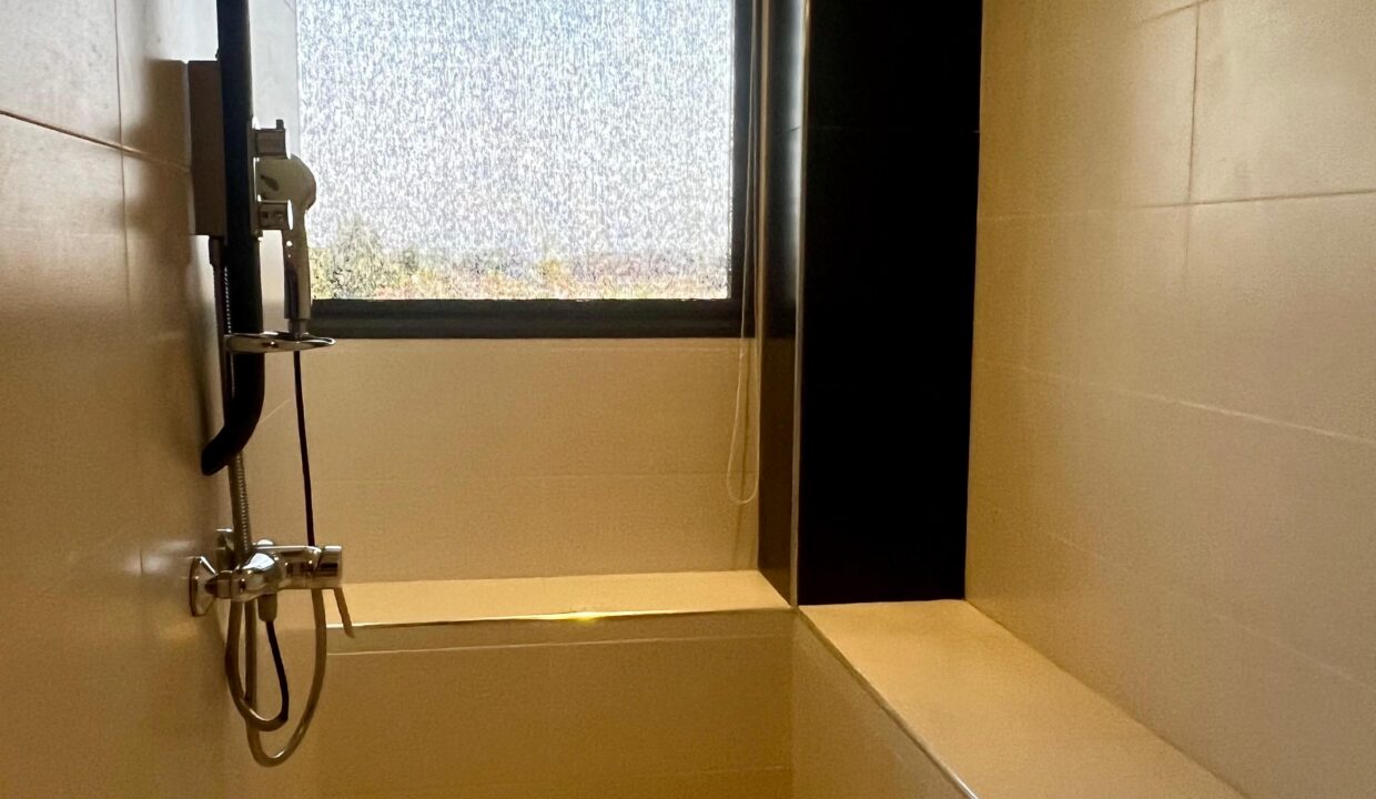 WhatsApp Image 2025-12-10 at 03.39.40