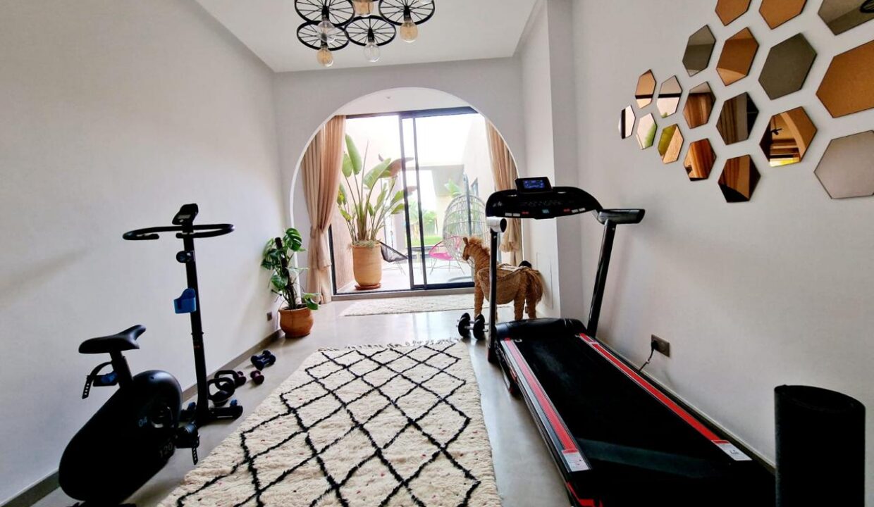 WhatsApp Image 2025-12-10 at 03.41.03 (1)