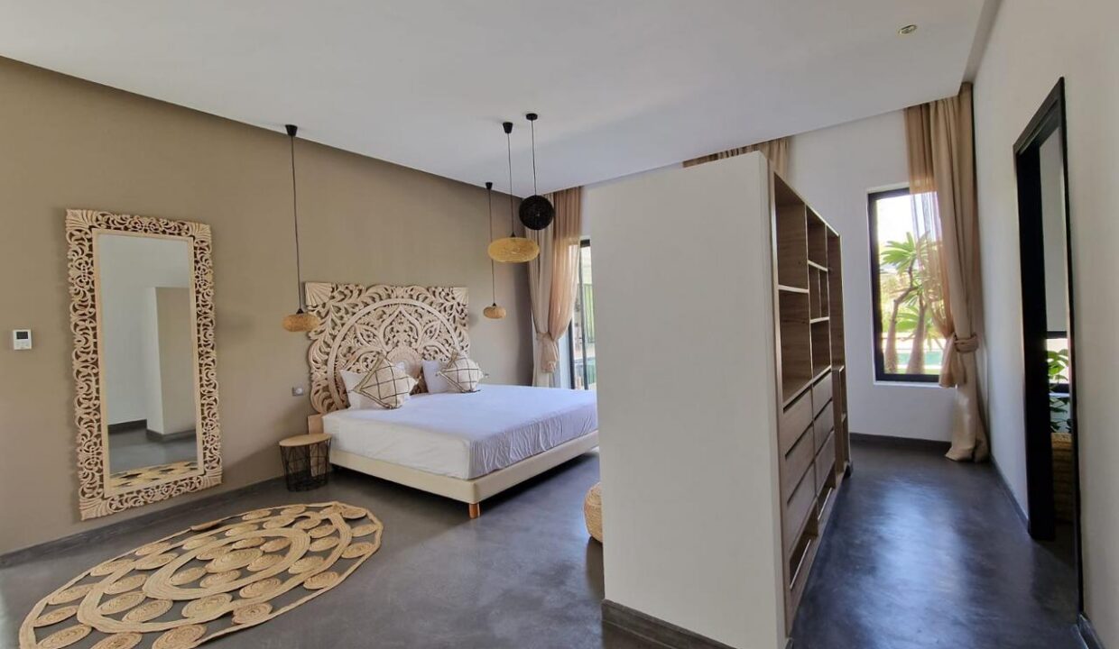 WhatsApp Image 2025-12-10 at 03.41.04 (1)