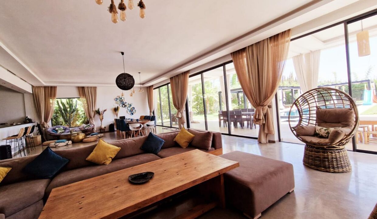 WhatsApp Image 2025-12-10 at 03.41.09 (1)