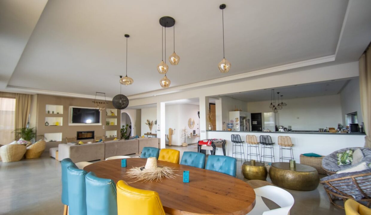 WhatsApp Image 2025-12-10 at 03.41.12