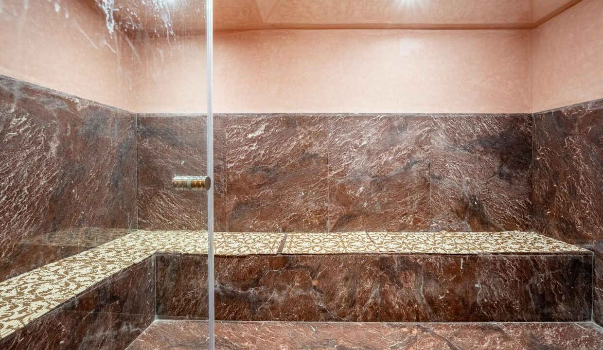 WhatsApp Image 2025-12-10 at 04.05.02 (1)