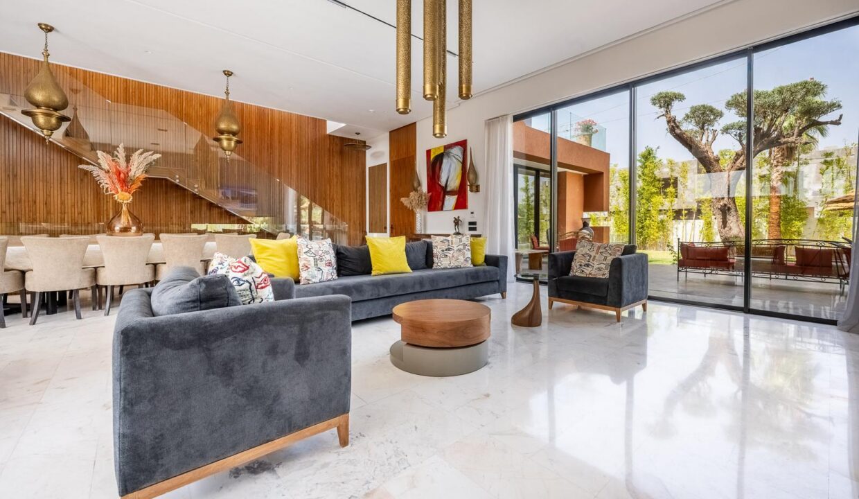 WhatsApp Image 2025-12-10 at 04.05.04 (1)