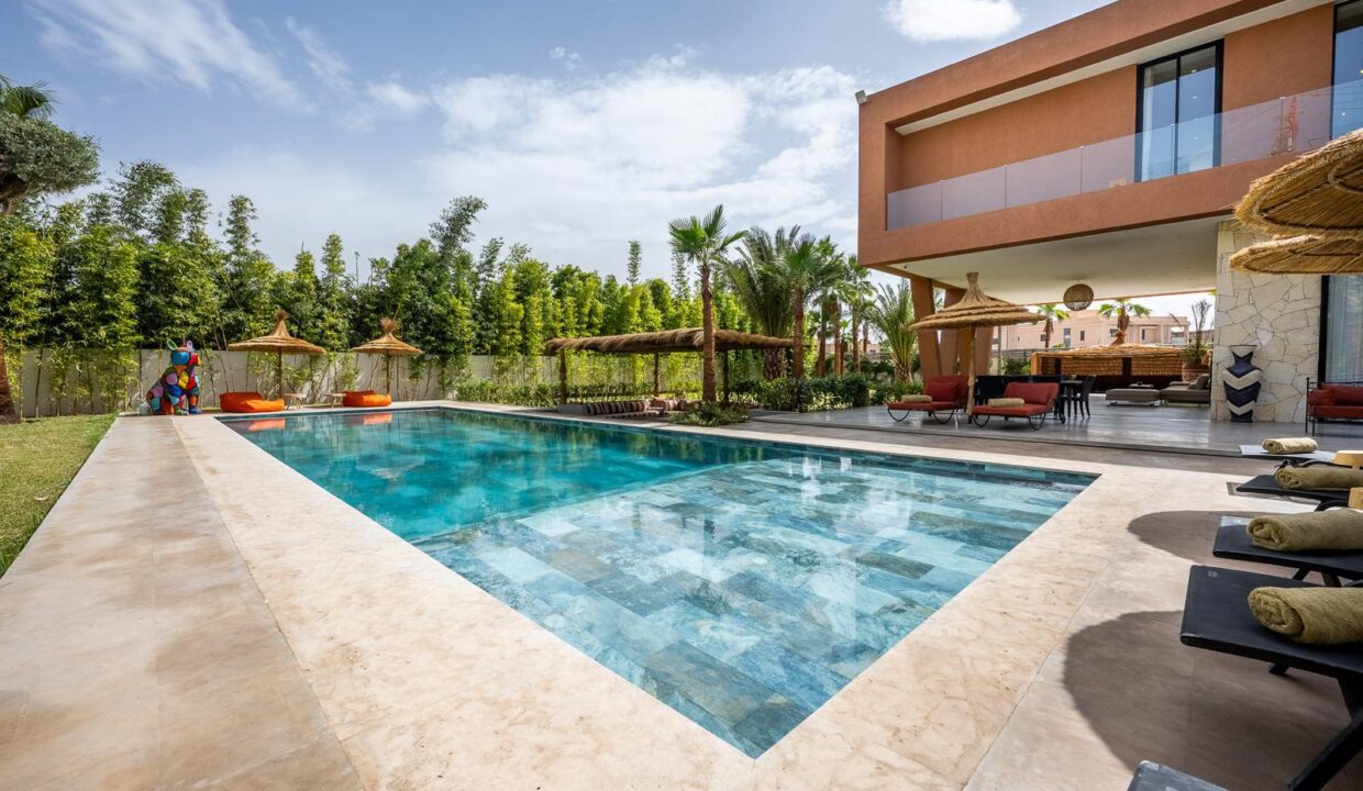 WhatsApp Image 2025-12-10 at 04.05.08 (2)