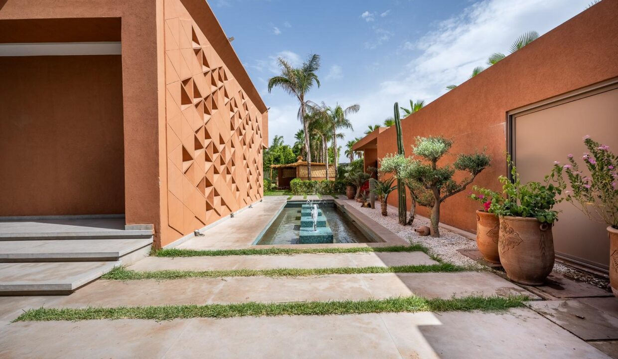 WhatsApp Image 2025-12-10 at 04.05.11 (2)