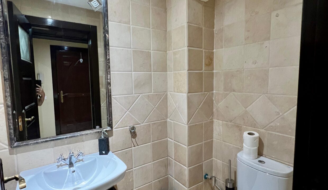 WhatsApp Image 2025-12-10 at 04.10.38