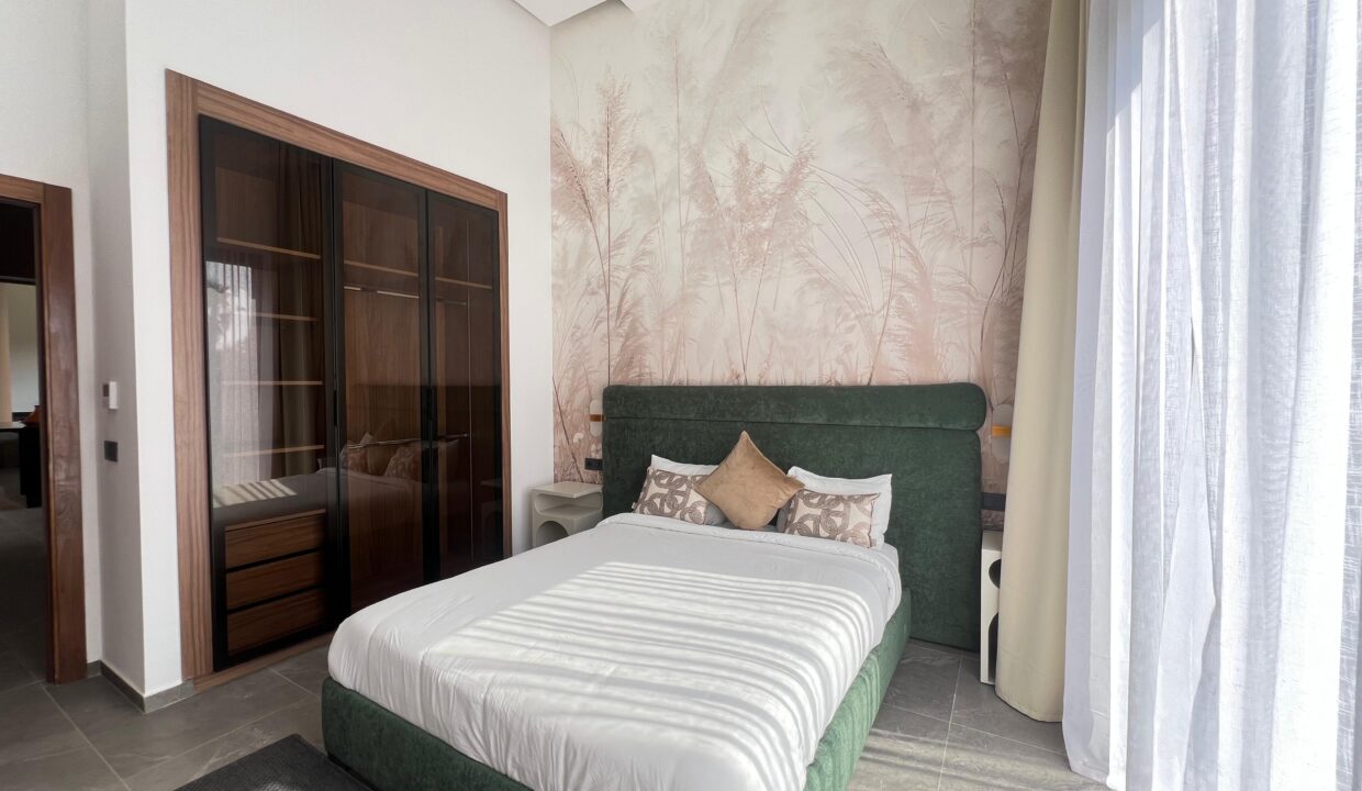 WhatsApp Image 2025-12-10 at 09.34.32