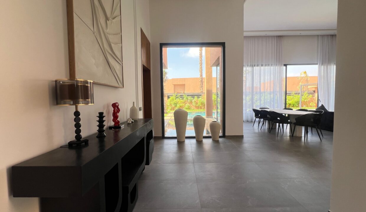 WhatsApp Image 2025-12-10 at 09.34.32 (3)