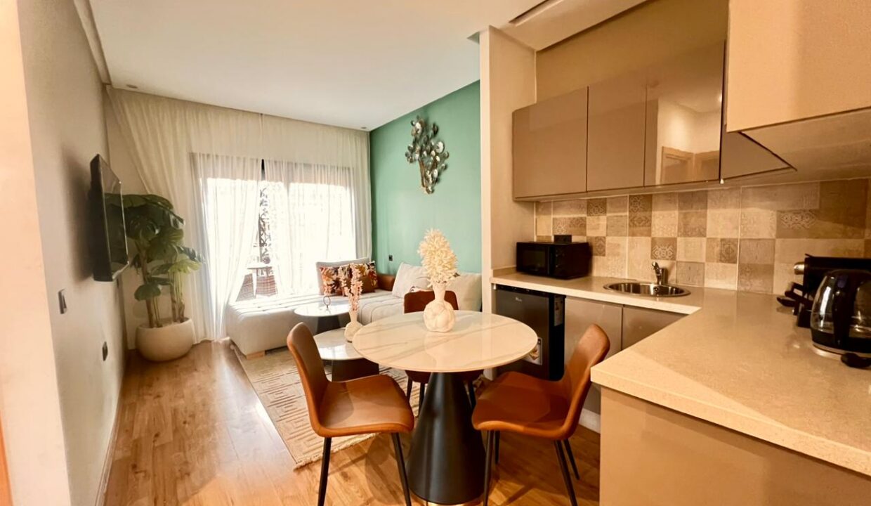 WhatsApp Image 2025-12-10 at 19.02.37 (1)